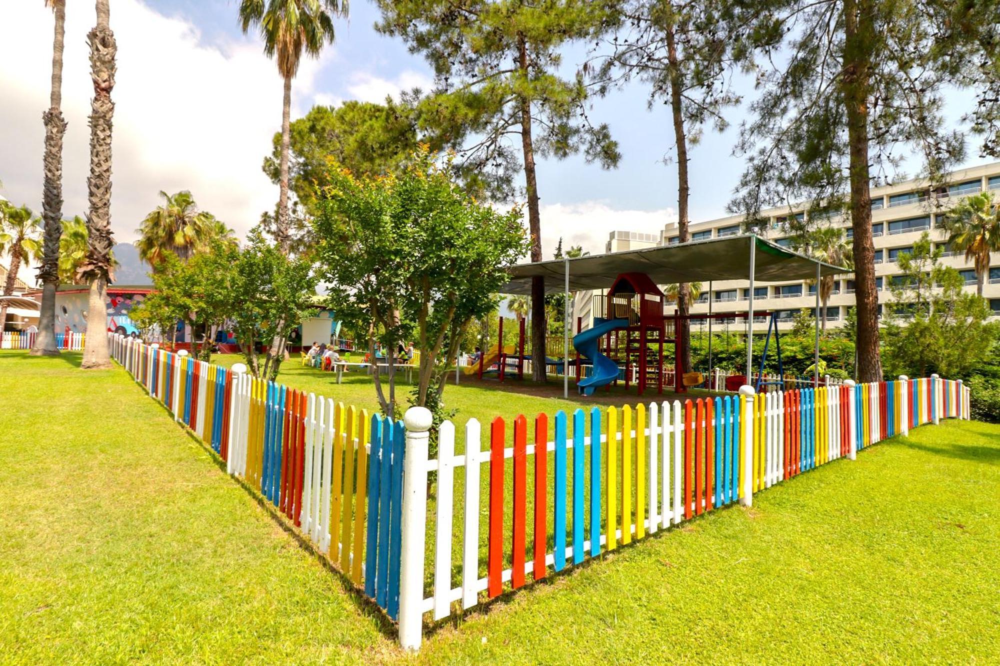 Queen'S Park Goynuk Hotel Kemer Exterior foto