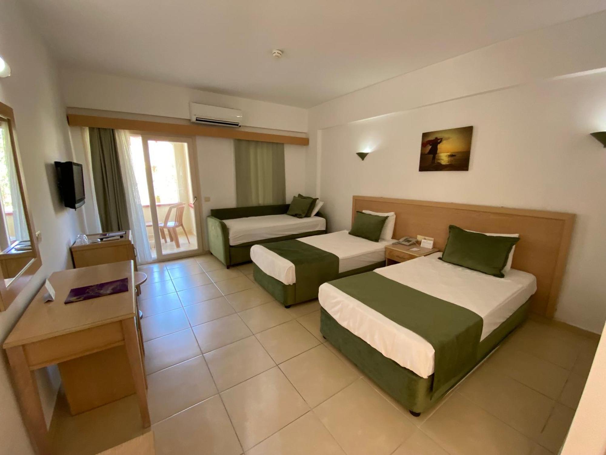 Queen'S Park Goynuk Hotel Kemer Quarto foto